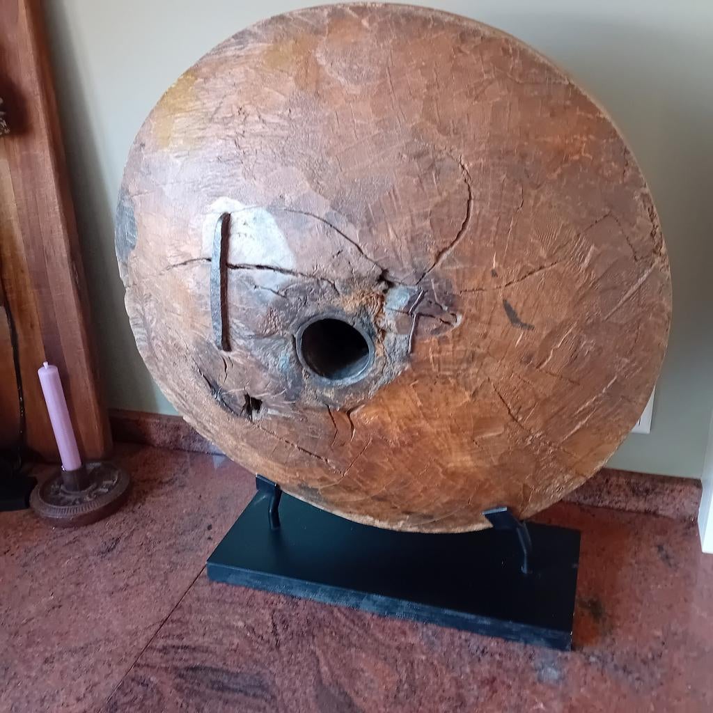 Mooi houten ornament op stalen voet, Ophalen