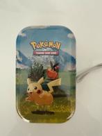 Pokémon Trading Card Game Mini Tin - Pikachu & Tepig, Hobby en Vrije tijd, Verzamelkaartspellen | Pokémon, Ophalen of Verzenden
