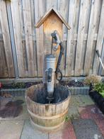 Waterpomp met houten ombouw, Ophalen, Gebruikt, Elektrisch, Overige typen