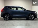 Volvo XC40 1.5 T4 Recharge Inscription Pano Leer Carplay Cam, Met garantie (alle), Blauw, Hybride Elektrisch/Benzine, 3 cilinders