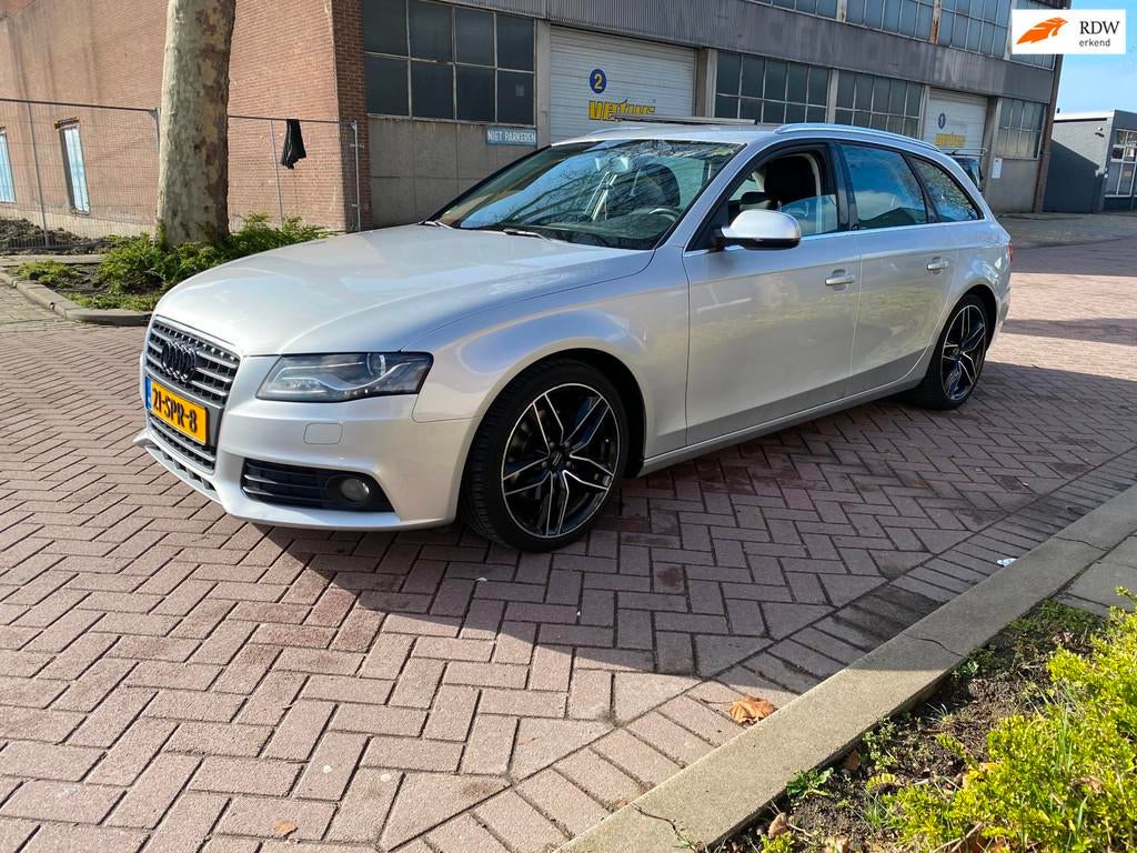 Audi A4 Avant 1.8 TFSI Pro Line S /AC/Clima/ Navigatie/ PDC/, Auto's, Voorwielaandrijving, Euro 5, Stof, Gebruikt