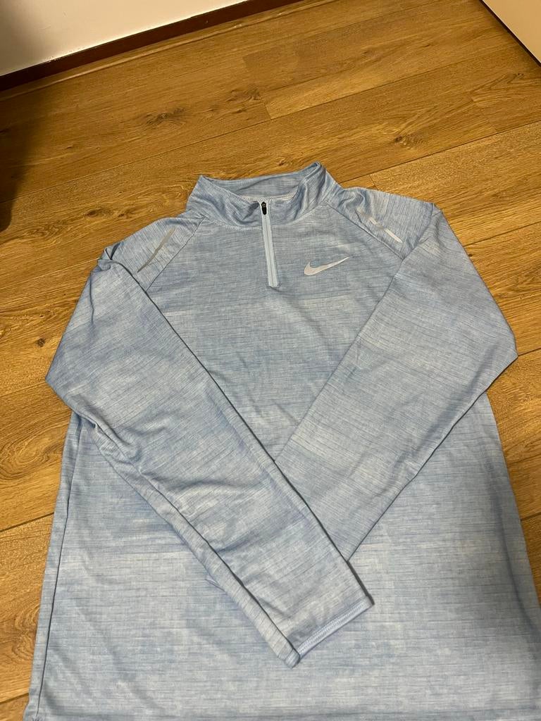 Nike hardloopshirt lange mouwen - lichtblauw, Kleding | Heren, Sportkleding, Blauw, Maat 56/58 (XL), Ophalen of Verzenden, Zo goed als nieuw