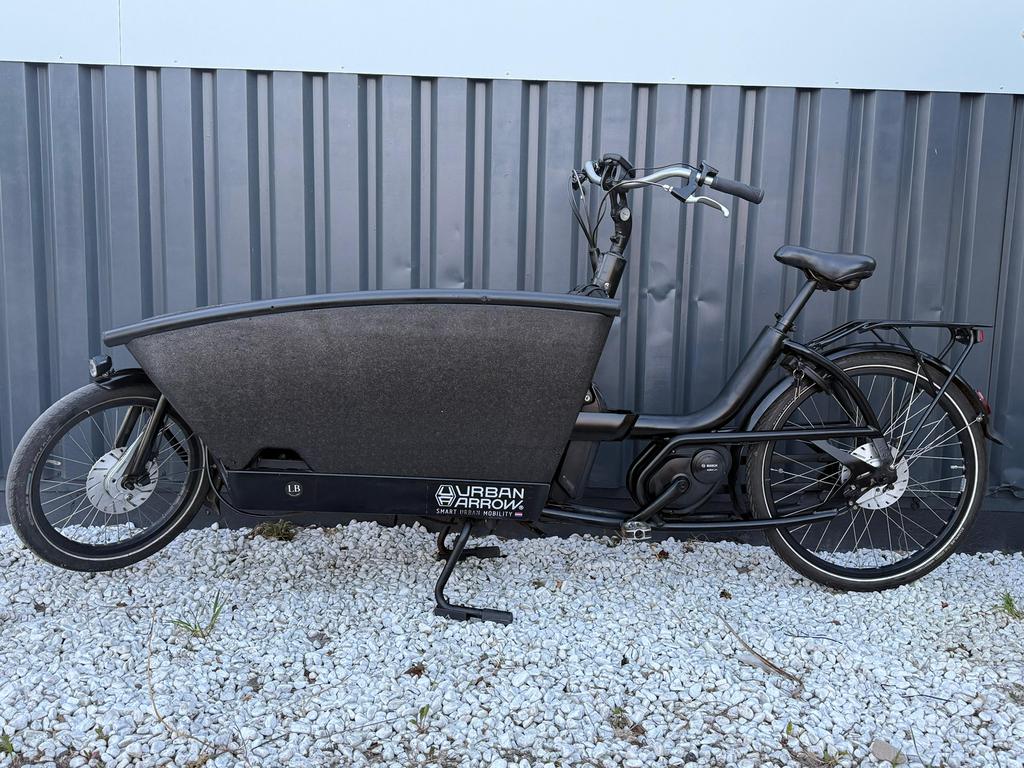 Urban arrow family topstaat met accessoires, Fietsen en Brommers, Fietsen | Bakfietsen, Overige merken, 4 kinderen of meer, Luxueuze-bikes@hotmail.com