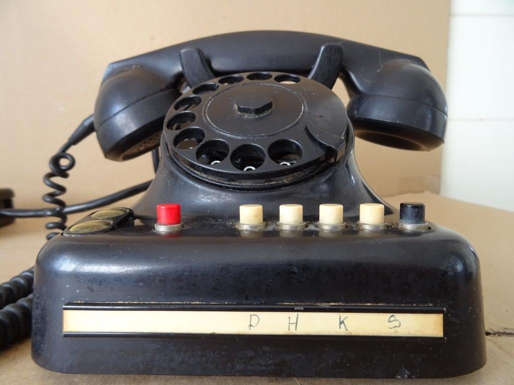 Vintage bakelieten telefoon bakeliet telefoon type 1950, Antiek en Kunst, Ophalen of Verzenden