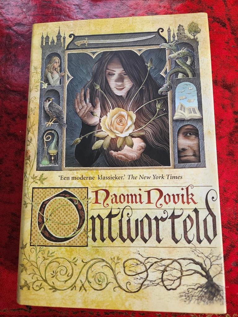 Ontworteld - Naomi Novik (Fantasy Boek), Boeken, Fantasy, Ophalen of Verzenden