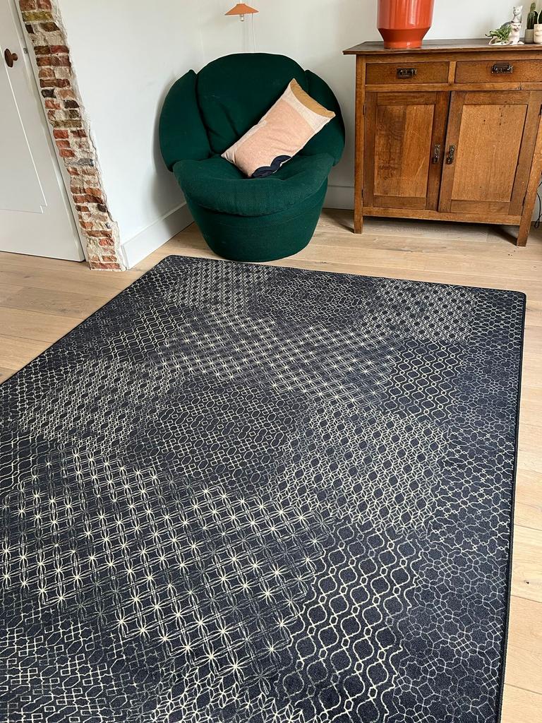 Splinternieuw Hexagon vloerkleed 200 x 300 cm Zwart/Beige, Huis en Inrichting, Stoffering | Tapijten en Kleden, Beige, Ophalen of Verzenden