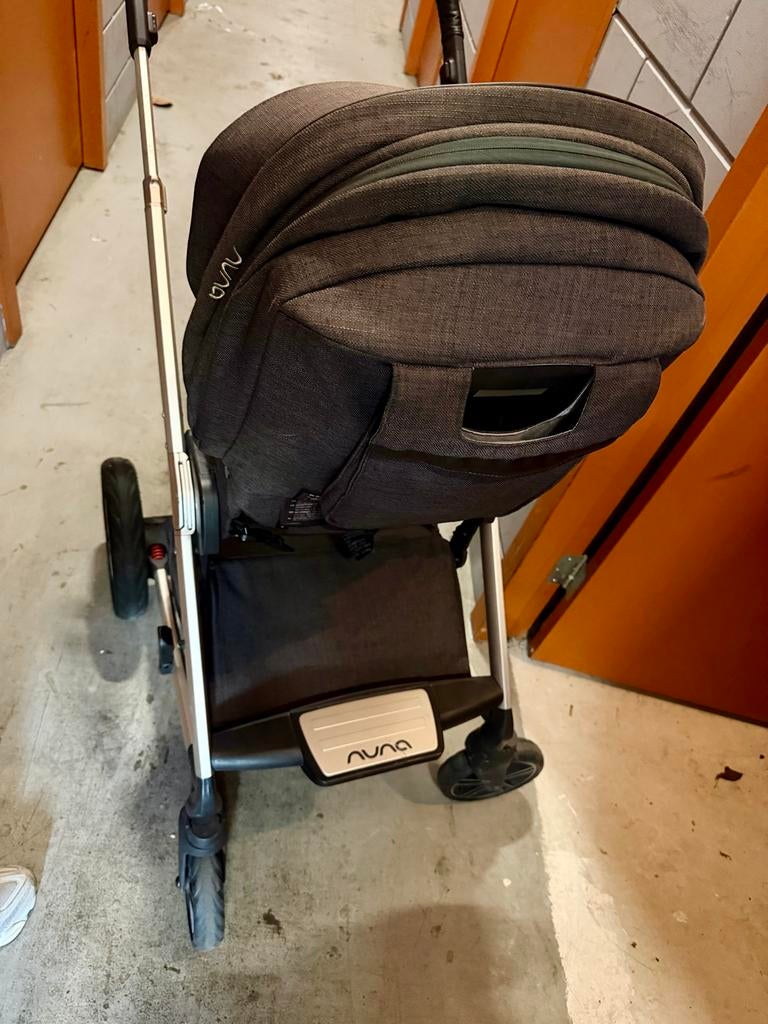 Nuna MIXX next 2-in-1 Kinderwagen Caviar, Kinderen en Baby's, Kinderwagens en Combinaties, Overige merken, Ophalen of Verzenden