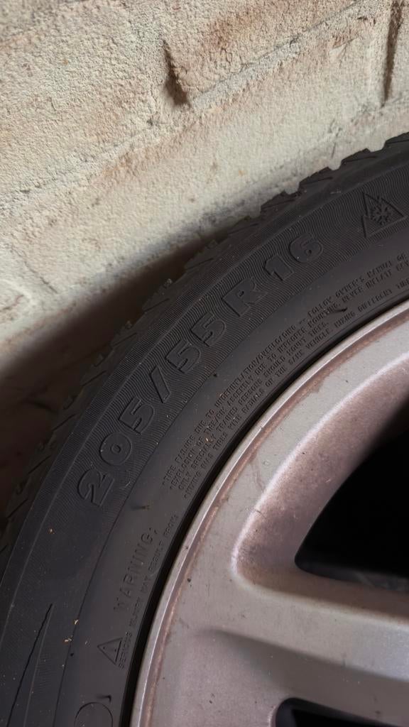 Renault Megane 16 inch lichtmetalen velgenset winterband, Auto-onderdelen, Banden en Velgen, Ophalen, Gebruikt, 16 inch, Banden en Velgen