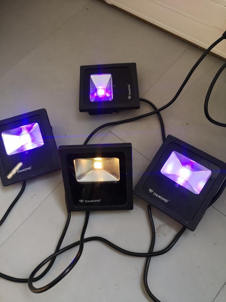 Dymond tuinverlichting set (4 stuks), Tuin en Terras, Buitenverlichting, Nieuw, Minder dan 50 watt, Netvoeding, Ophalen