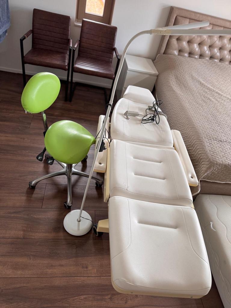 Elektrische Behandelstoel LED Lamp+Werkstoel Complete Set, Diensten en Vakmensen, Massage