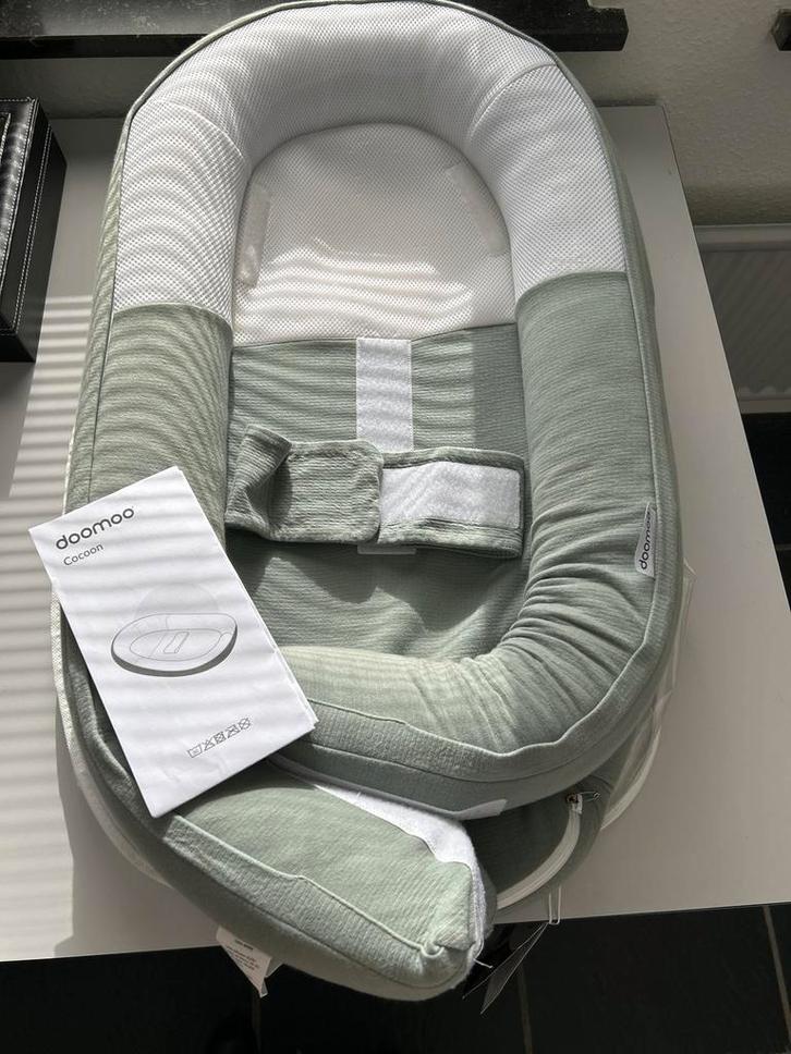 Doomoo Cocoon Tetra Babynestje - Jersey Green, Kinderen en Baby's, Babywiegjes en Ledikanten, Gebruikt, Overige typen, Ophalen