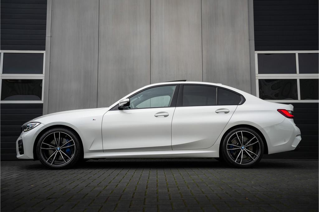 BMW 3-serie 330i 259 pk High Executive Edition M-Sportpakket, Automaat, 1998 cc, Achterwielaandrijving, Gebruikt