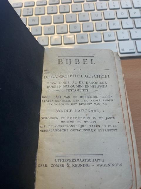 Oud bijbels en (oude) nieuwe testament, Antiek en Kunst, Antiek | Boeken en Bijbels, Ophalen of Verzenden, Zie foto’s