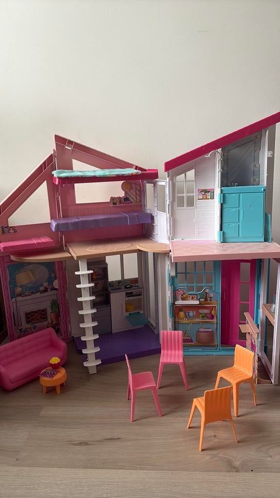 Barbie huis malibu villa, Ophalen, Zo goed als nieuw, Poppenhuis