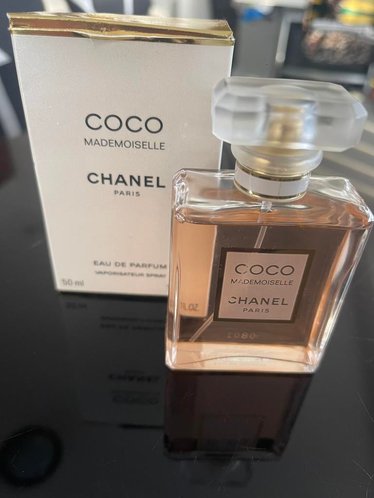 Coco chanel parfum amper gebruikt, Ophalen of Verzenden, Zo goed als nieuw