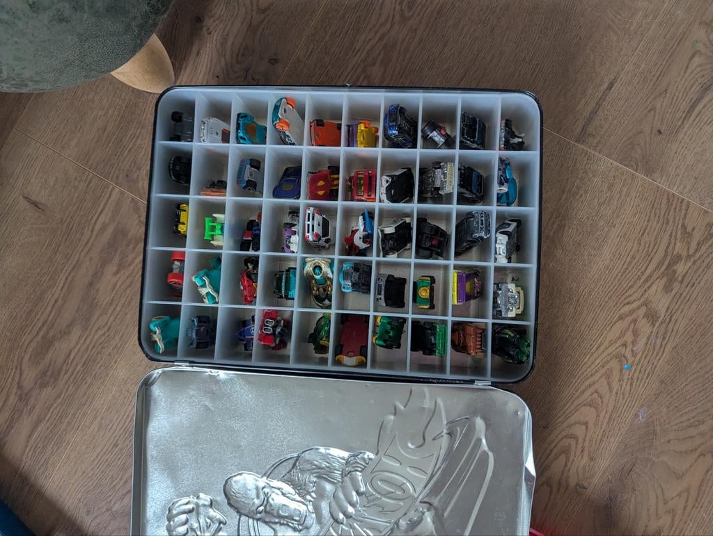 50 Hot Wheels in Bewaardoos, Ophalen, Gebruikt