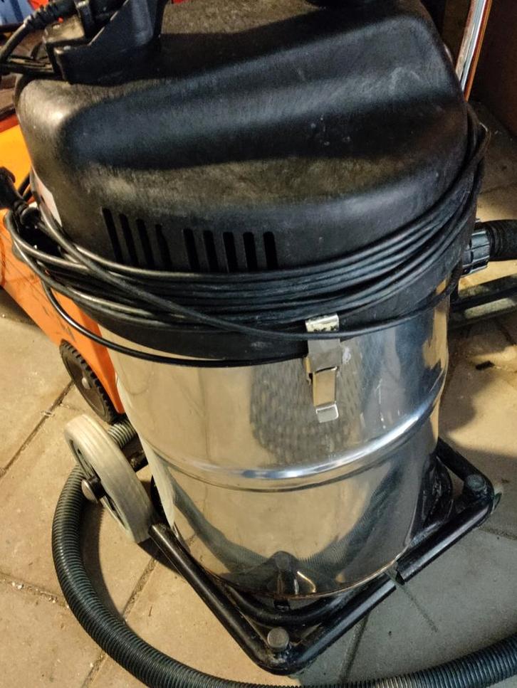 Numatic WVD 750-2 Waterstofzuiger - Goede staat, Witgoed en Apparatuur, Stofzuigers, Gebruikt, Waterstofzuiger, 2000 watt of meer