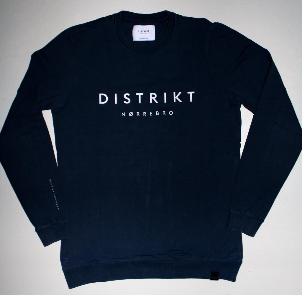 Distrikt Norrebro sweater trui maat S by Daily Aesthetikz, Zwart, Ophalen of Verzenden, Zo goed als nieuw, Daily aesthetikz