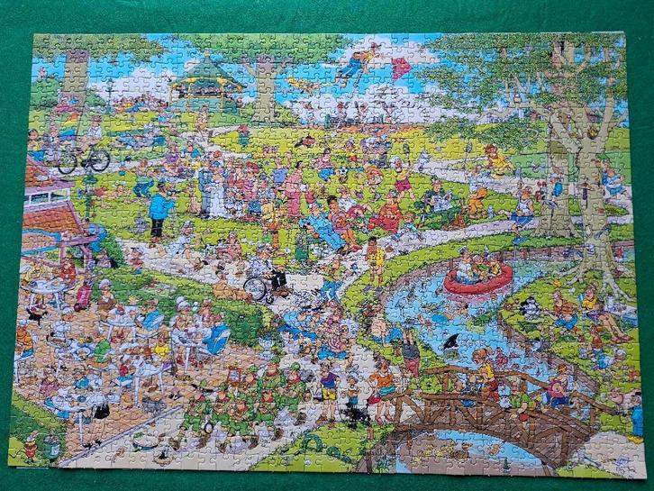 Haasteren puzzel 'Het Park' 1000 stukjes, Hobby en Vrije tijd, Denksport en Puzzels, Gebruikt, Legpuzzel, 500 t/m 1500 stukjes