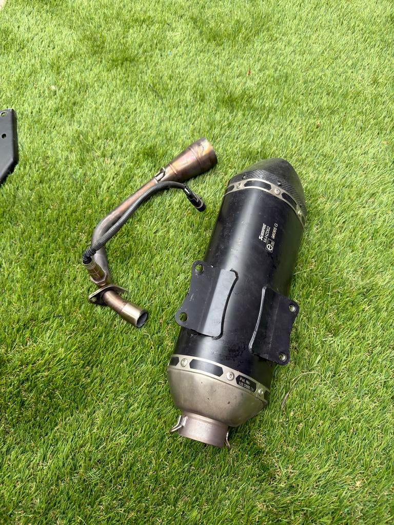 Akrapovic uitlaat met bouten, Ophalen of Verzenden, Gebruikt