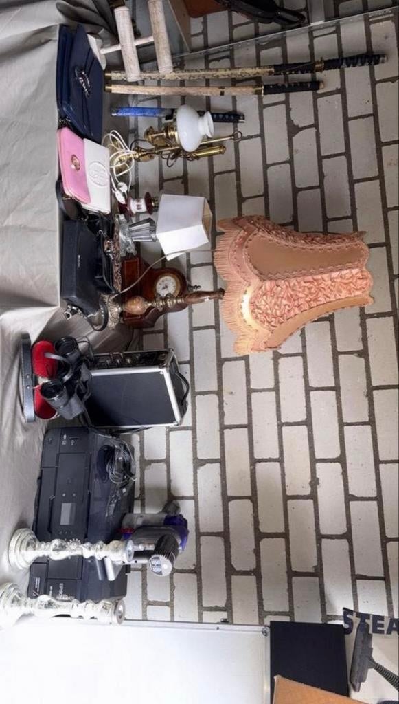 Partij rommelmarktspullen in PRIJS VERLAAGD, Ophalen, Zo goed als nieuw