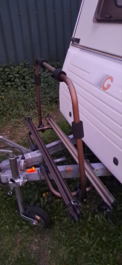 Universeel fietsenrek voor Caravan, Ophalen of Verzenden, Zo goed als nieuw
