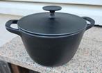 Gietijzeren pan, Huis en Inrichting, Keuken | Potten en Pannen, Ophalen of Verzenden, Zo goed als nieuw, Koekenpan of Braadpan