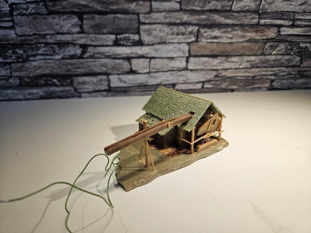 Houtzagerij met waterrad N spoor trein 1:160, Overige merken, Gebruikt, Gelijkstroom of Wisselstroom, Brug, Tunnel of Gebouw