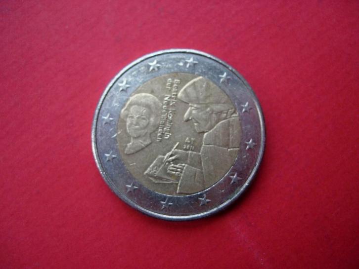 NL €2 2011 500 jaar uitgave Erasmus boek De lof der Zotheid, Postzegels en Munten, Munten | Nederland, Losse munt, Euro's, Koningin Beatrix