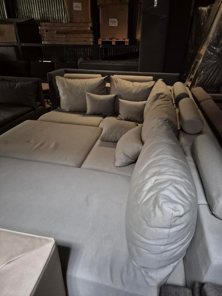 Buiten BANKEN DIVERSE SOORTEN LUXE SHOWMODELLEN, Ophalen of Verzenden, Nieuw