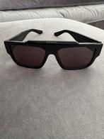 Gucci zonnebril 100% origineel en nieuw, Ophalen of Verzenden, Gebruikt, Zwart, Zonnebril
