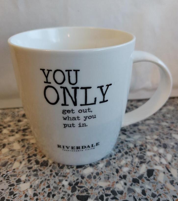 Beker mok kop Riverdale met oor, Huis en Inrichting, Keuken | Servies, Zo goed als nieuw, Kop(pen) en/of Schotel(s), Overige stijlen