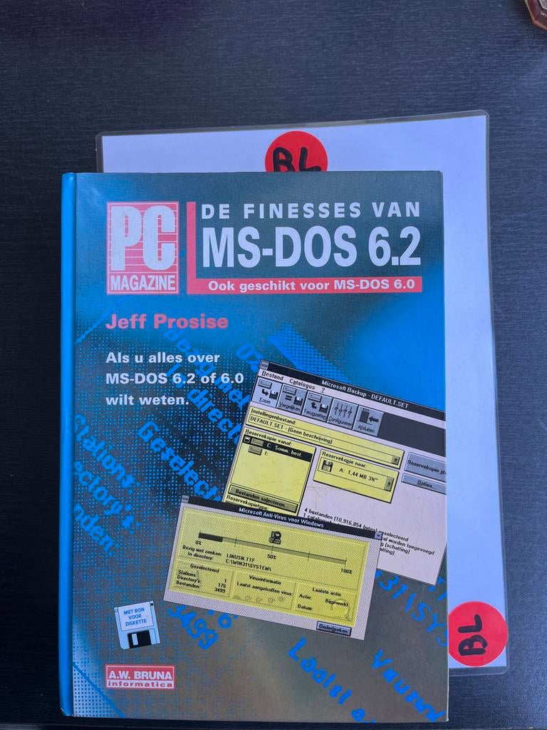 PC Magazine: De Finesses van MS-DOS 6.2 (met diskette), Boeken, Ophalen of Verzenden, Zo goed als nieuw, Besturingssystemen