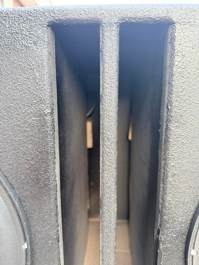 Een leuke 1600 wat rms Subwoofer, Subwoofer, Zo goed als nieuw, 120 watt of meer, Ophalen