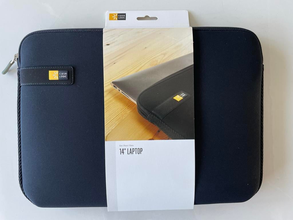 Case Logic laptophoes 14 inch, Ophalen of Verzenden, 14 inch, Nieuw, Schoudertas