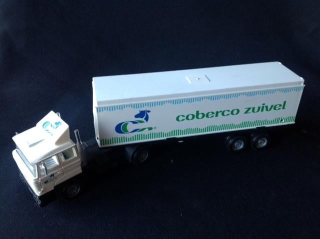 Modelminiaturen Solido, Ophalen, Nieuw, Bus of Vrachtwagen, Solido