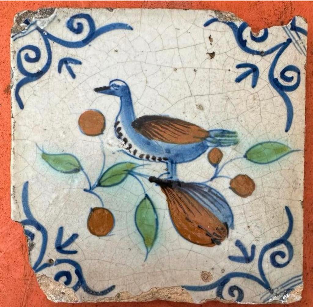 Top tegel polychrome 17e eeuw grote hoekmotieven, Ophalen of Verzenden