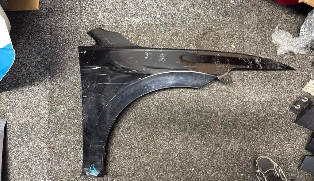 Volkswagen Golf 8 spatbord zijscherm  rechts voor, Ophalen of Verzenden