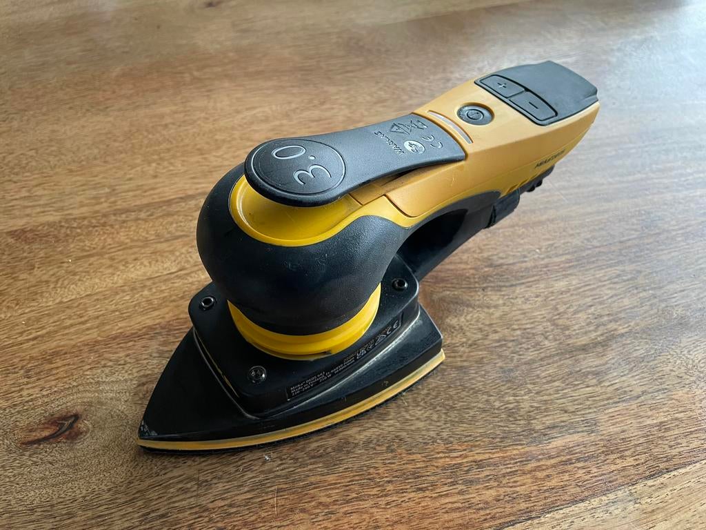 Mirka Deos Delta 663CV schuurmachine, Ophalen of Verzenden, Zo goed als nieuw, Minder dan 600 watt, Vlakschuurmachine