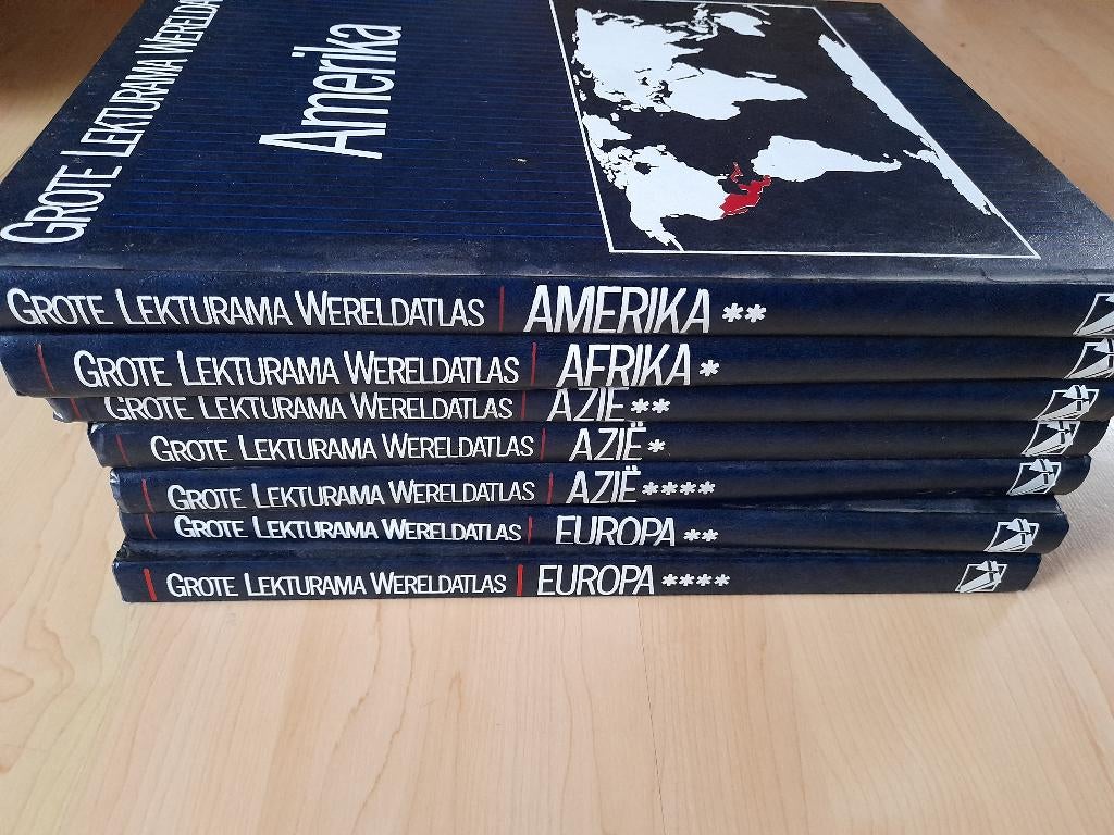 GROTE LEKTURAMA WERELDATLAS AMERIKA, AFRIKA, EUROPA, AZIE, Boeken, Overige atlassen, Ophalen of Verzenden, Zo goed als nieuw, 1800 tot 2000