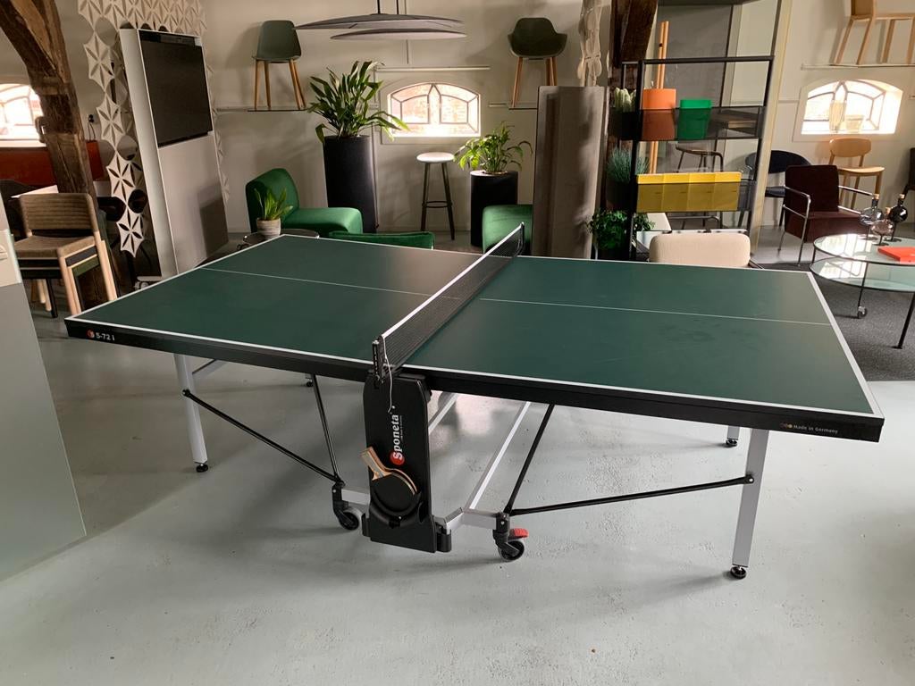 Verrijdbare/ inklapbare tafeltennistafel Sponeta s5-72i, Sport en Fitness, Tafeltennis, Ophalen, Zo goed als nieuw, Tafel Indoor
