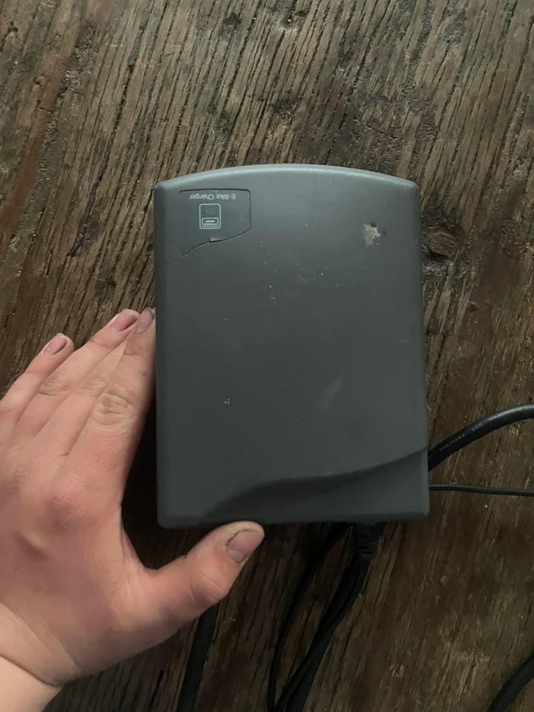 Sparta ion l oplader en schermpje, Ophalen of Verzenden, Gebruikt