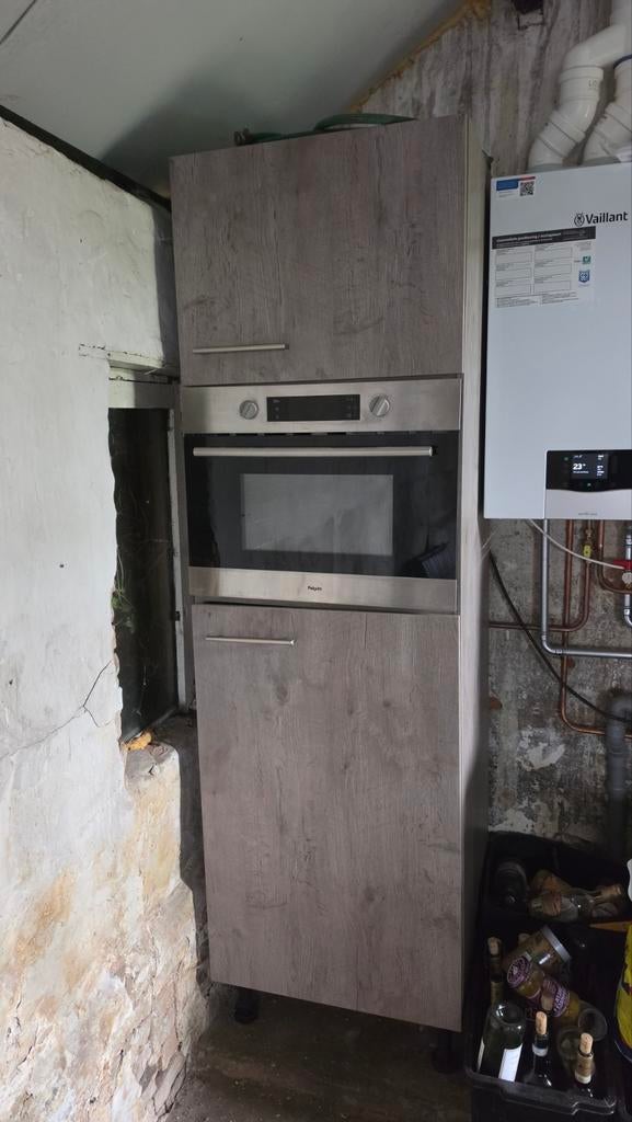 GRATIS hoge keukenkast, Ophalen