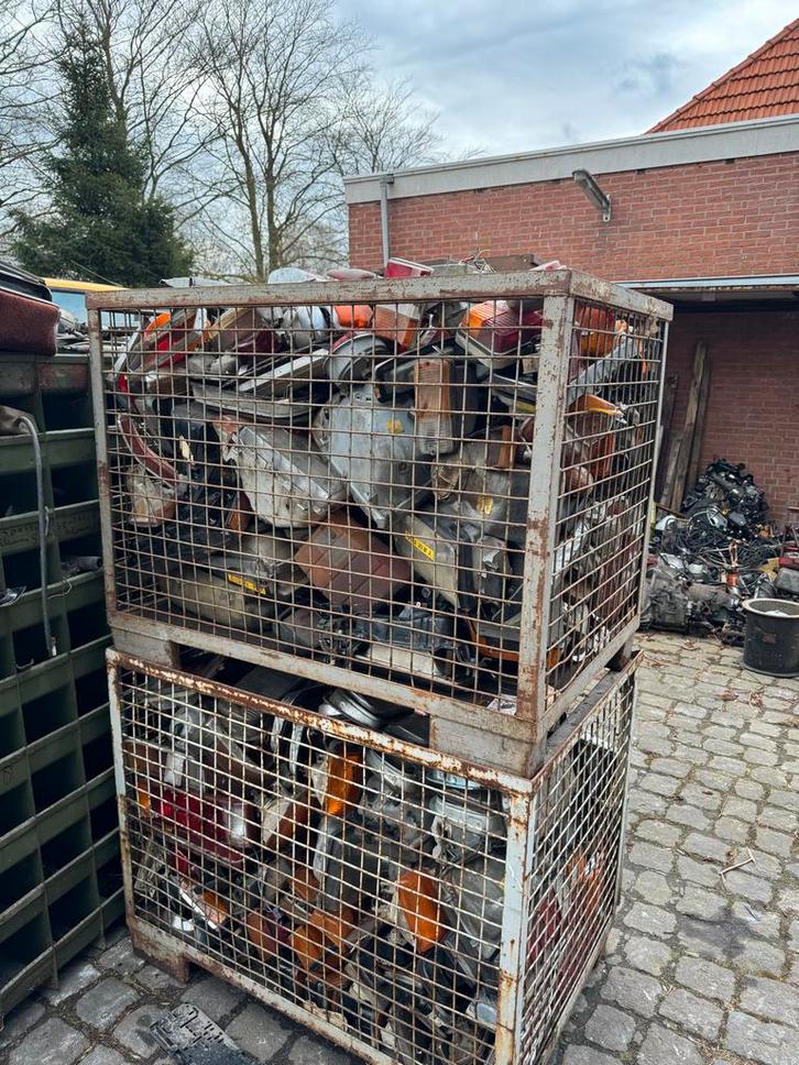 Koplampen en achterlichten oldtimers jaren 60/70/80 (2 bakke, Auto-onderdelen, Verlichting, Oldtimer onderdelen, Gebruikt, Ophalen