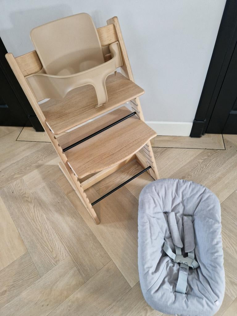 Naturel oak stokke tripp trapp + babyset en newborn, Kinderen en Baby's, Kinderstoelen, Ophalen of Verzenden, Zo goed als nieuw