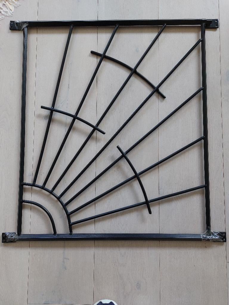 Te koop mooi siertralie Sunline raam/deur tegen inbraak, Ophalen, Zo goed als nieuw, IJzer, Overige typen