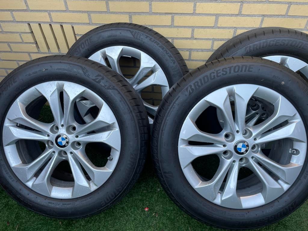 Originele BMW velgen met banden 225/55/17 - 8 mm profiel, Auto-onderdelen, Banden en Velgen, Gebruikt, Banden en Velgen, 17 inch
