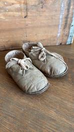 Oude poppen schoenen zool 12 cm, Ophalen of Verzenden