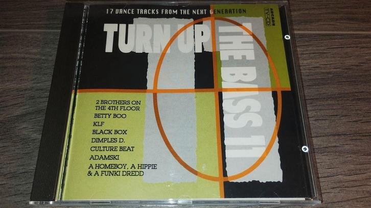 Turn Up The Bass 11, Cd's en Dvd's, Cd's | Dance en House, Zo goed als nieuw, Disco, Ophalen of Verzenden