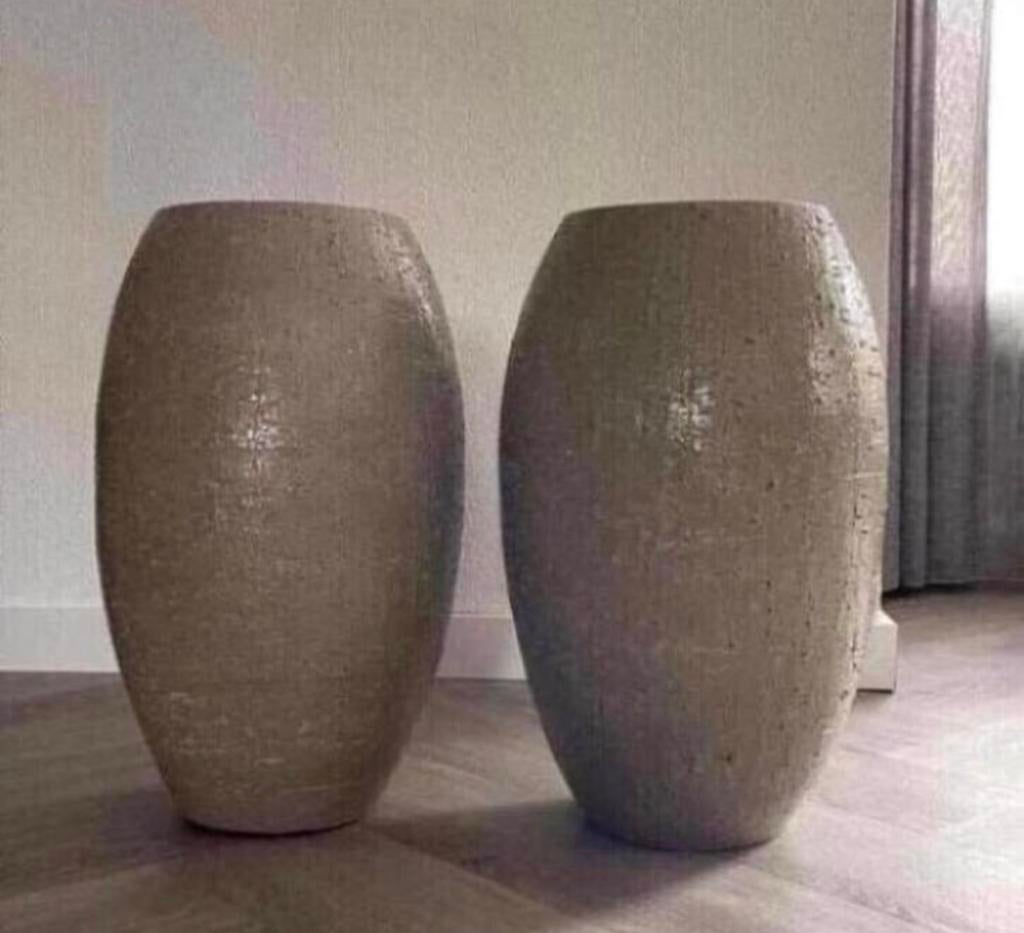Olijfgroene terracotta vazen 36cm bloempotten Handgemaakt, Huis en Inrichting, Woonaccessoires | Vazen, Ophalen, Gebruikt, Aardewerk of Porselein